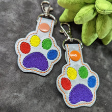 Load image into Gallery viewer, Keychains - vinyl